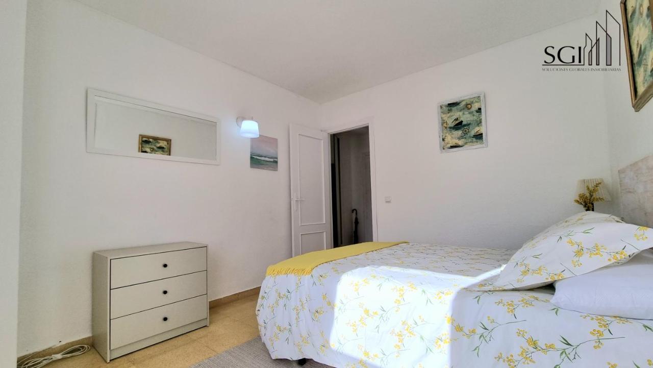 Magnifico Y Acogedor Apartamento- Wifi- A 5 Minutos De La Playa 菲内斯特拉特 外观 照片